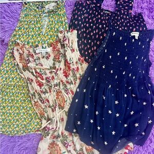 LOT of 4 Tank/Sleeveless Tops. Sz M. 
Great used condition.